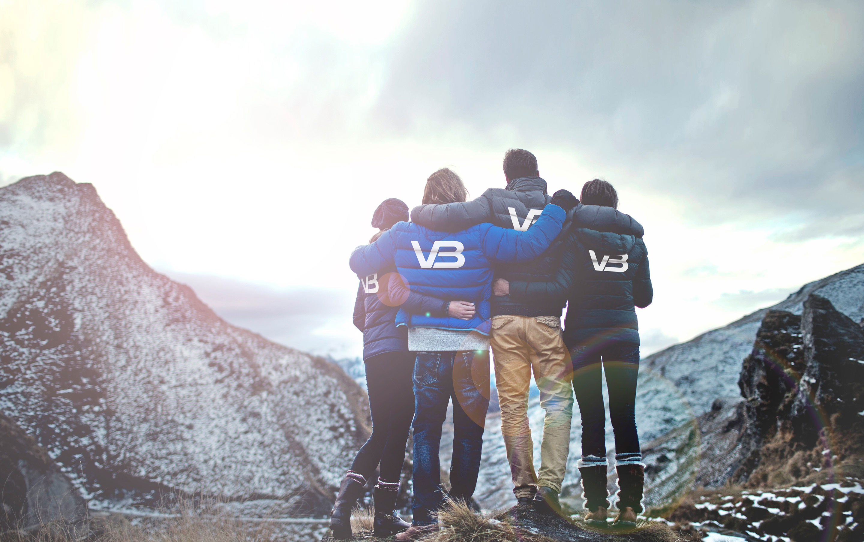 VB-rørleggere ser ut mot et fjell